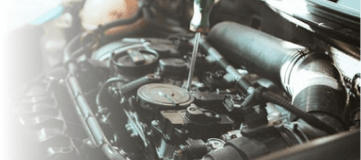 Imagem de fundo mostrando o motor de um carro